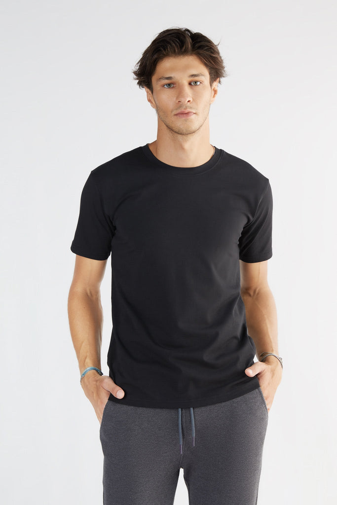 2218-021 | T-Shirt, Black