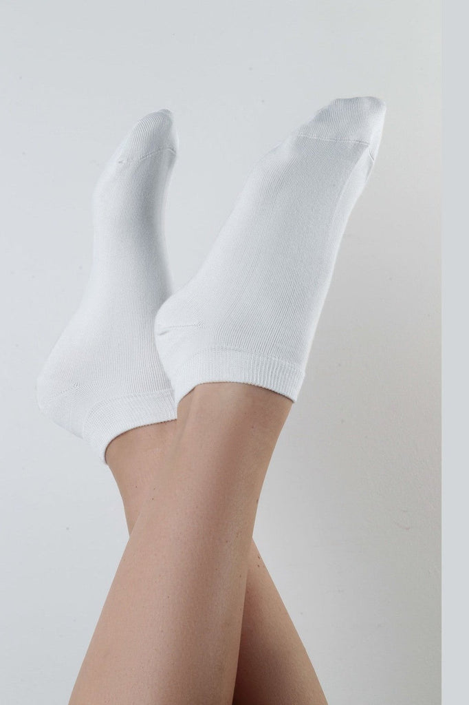 9307 |  Unisex Trainer Socks - Off-white